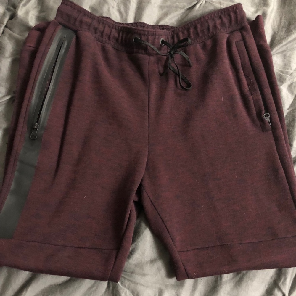 Men’s American Eagle Flex Joggers 🔥